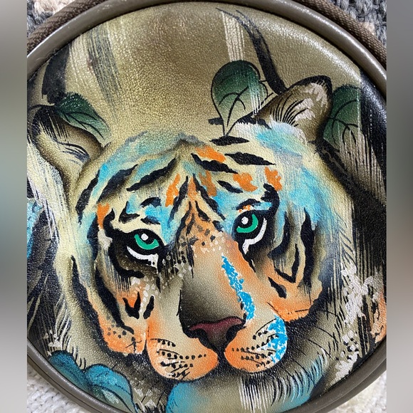 {Anuschka} Large Tiger Coin Purse - Picture 2 of 5